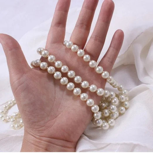 Sophisticated Pearl Bead Necklace