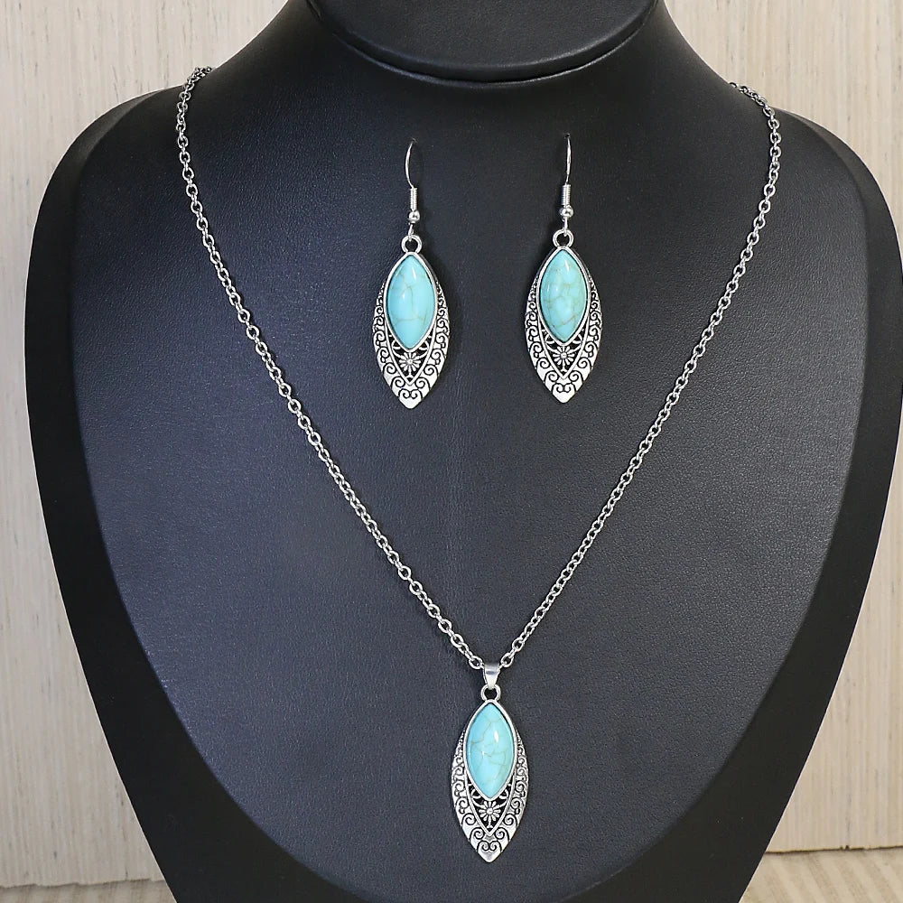 Vintage Blue European pendant set