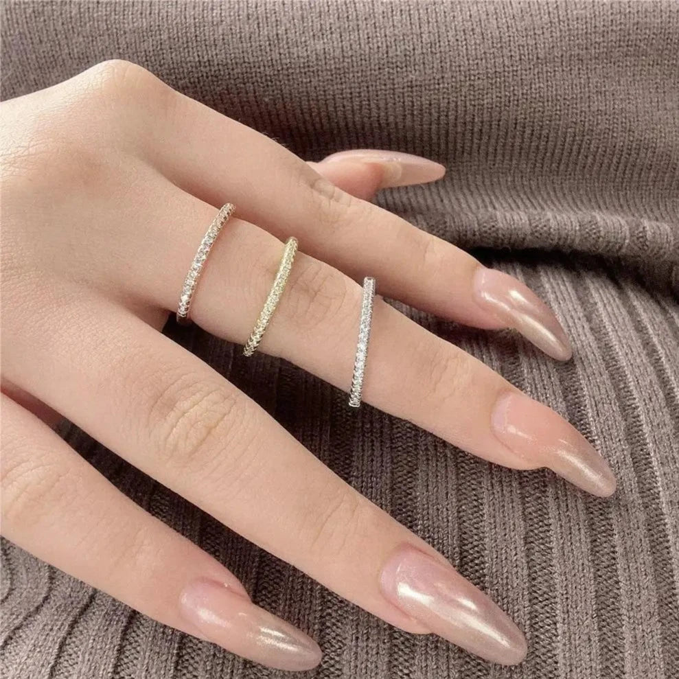 Minimalist Slim Diamond Rings