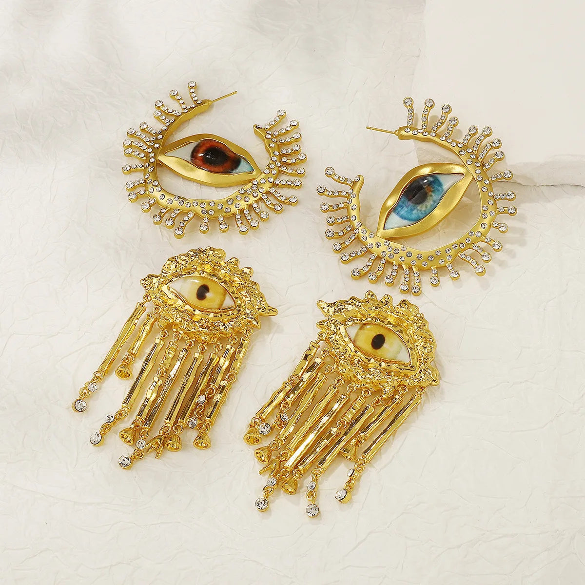 Vintage Eye Earring